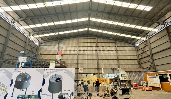 For Rent: Warehouse or Workshop 1,000 M² in Rest Area Km 19 B, Jakarta Cikampek Toll Access, East Bekasi, Bekasi