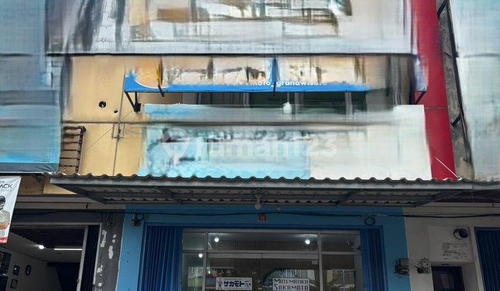 Dijual Ruko 2 Lantai, Luas Bangunan 143M2, Siap Pakai, Parkir Luas , Cocok untuk Usaha Kuliner, Klinik, Salon, Sekolah, Maupun Kantor, 100M Dari Mall Living World, bisa KPR, Akses Langsung Tol Tambun Grand Wisata