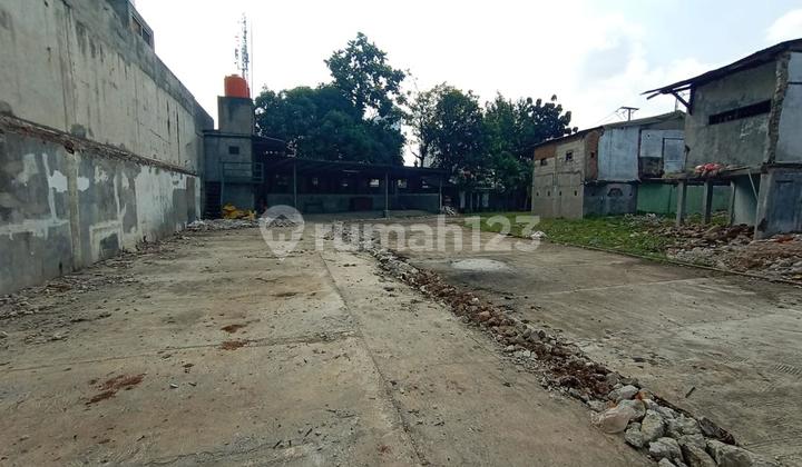 For Sale Land Area 1,200M2, Freehold Title, Cash or Credit Options, Ready to Build, in the Center of Bekasi City.
