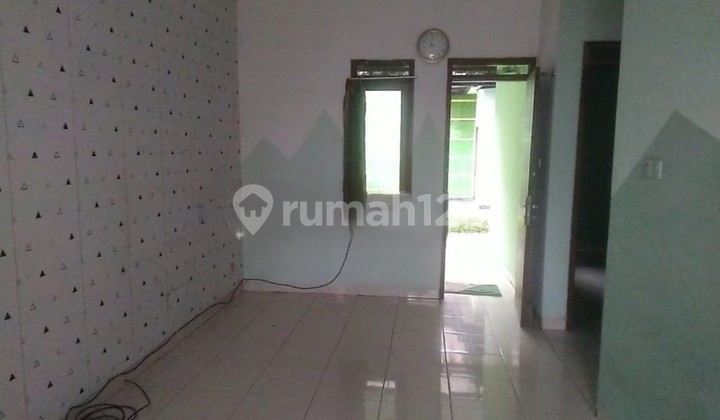 Disewakan Rumah 1 Lantai, Luas Tanah 120m2, 2+1 Kamar Tidur, Dalam Komplek Keamanan 24 Jam, Dekat Fasilitas Umum, Sekolah, Taman Bermain, di Antapani Bandung 2