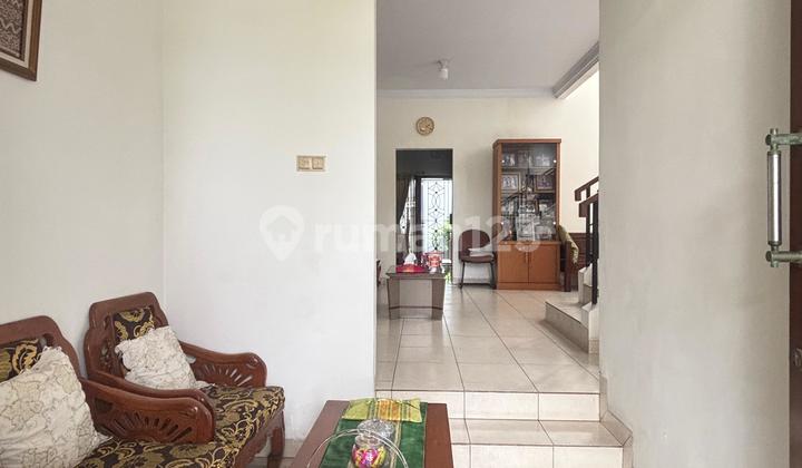 Dijual Rumah Rivertown Boulevard 250M², Kamar 4+1, SHM, bisa Dijadikan Tempat Tinggal dan Usaha, bisa KPR Akses 1Km Tol Tambun, 300M Menuju Mall Living World Grand Wisata Bekasi 2