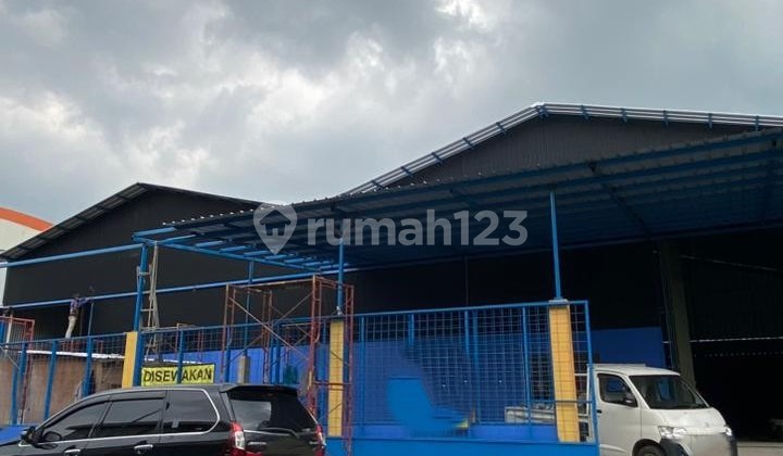 Disewakan Gudang Luas Tanah 465M2, Siap Pakai, di Kawasan Industri, Hanya 1Km Dari Pintu Tol Cikarang Pusat, Greenland Deltamas Cikarang