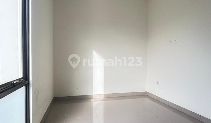 Disewakan Rumah Harvest City Cluster The Ridge, View Taman, 2 Lantai 3 Kamar Tidur, Carpot 2 Mobil, Akses Langsung Tol Burangkeng Mekarsari Cileungsi 2