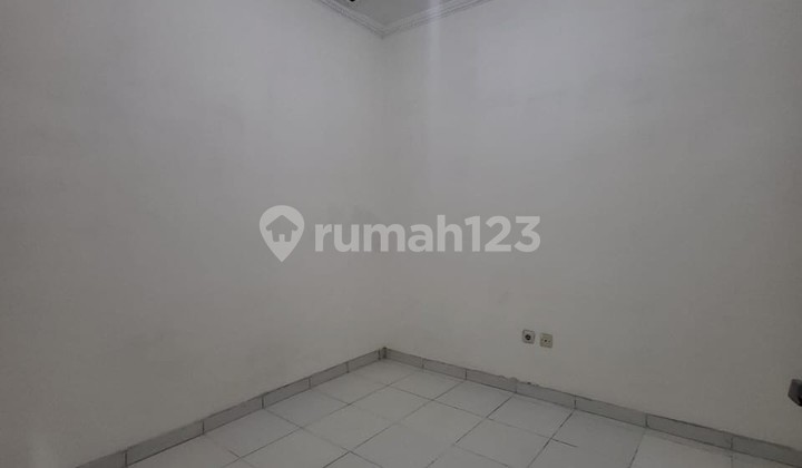 Disewakan Rumah 2 Lantai, Luas 90m2, 3+1 Kamar Tidur, Siap Huni, Bisa Dijadikan Hunian, Kantor, di Antapani Bandung 2