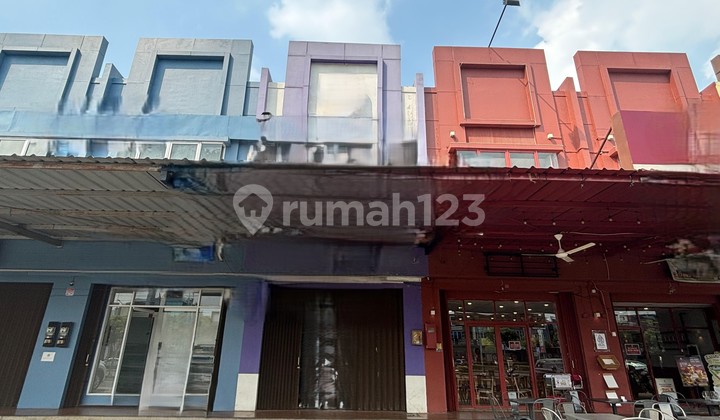 Dijual Ruko Grand Wisata 2 lantai, parkir luas, SHM, cocok digunakan untuk office, kuliner, salon, klinik , apotik, sekolah Akses langsung Tol Tambun hanya 300m dari Mall Living World Grand Wisata Bekasi Dijual Ruko Grand Wisata 2 lantai, parkir luas, SHM, cocok digunakan untuk office, kuliner, salon, klinik , apotik, sekolah Akses langsung Tol Tambun hanya 300m dari Mall Living World Grand Wisata Bekasi