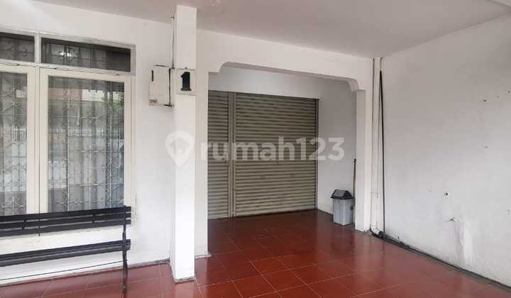 Dijual Rumah 2 Lantai Luas Tanah 225m2, Sudah Renovasi Siap Huni, 5+1 Kamar Tidur, Dekat Fasilitas Umum, Metro Indah Mall, RS. AL Islam, Pintu Tol Buah Batu, Margahayu Bandung Dijual Rumah 2 Lantai Luas Tanah 225m2, Sudah Renovasi Siap Huni, 5+1 Kamar Tidur, Dekat Fasilitas Umum, Metro Indah Mall, RS. AL Islam, Pintu Tol Buah Batu, Margahayu Bandung