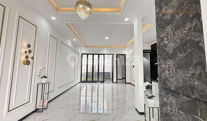 Dijual Rumah Baru Kawasan Grand Wisata 2 Lantai 4 Kamar Tidur Siap Huni 100m Dari Masjid Raya, Sekolah Al Azhar , Ipeka, Akses 500m Langsung Tol Tambun Grand Wisata Bekasi 1