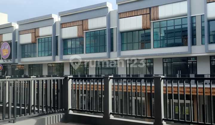 Dijual Ruko Crystal Boulevard 3 Lantai, Luas 225M2, Bebas Banjir, bisa KPR, Akses 6Km Dari Tol Bekasi Timur Summarecon Bekasi