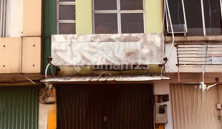 For Rent: Grand Wisata 3-Story Shop House Ready to Use, Toll Access Tambun Grand Wisata Bekasi.