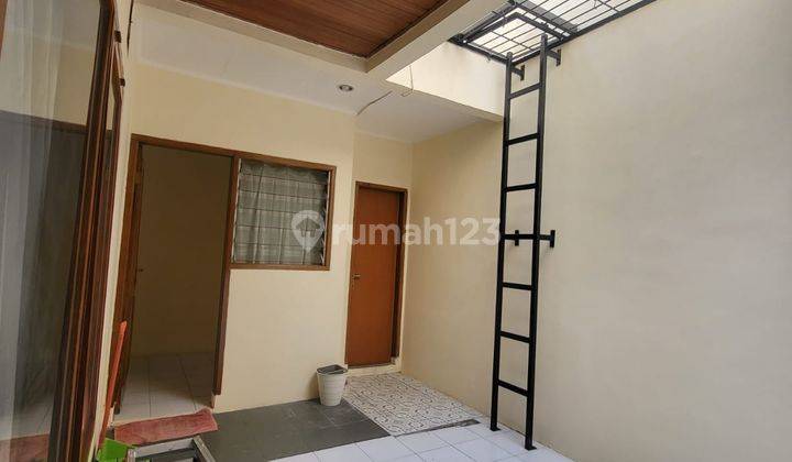 Disewakan Rumah 1 Lantai Siap Huni 2+1 Kamar Tidur Baru Renovasi Semi Furnished, Antapani Kota Bandung 2