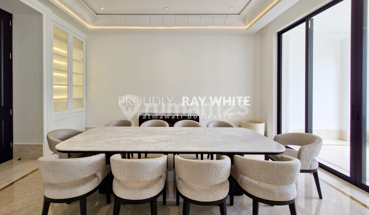 Brand New Modern Classic Beautiful Lady Near Blok M 2