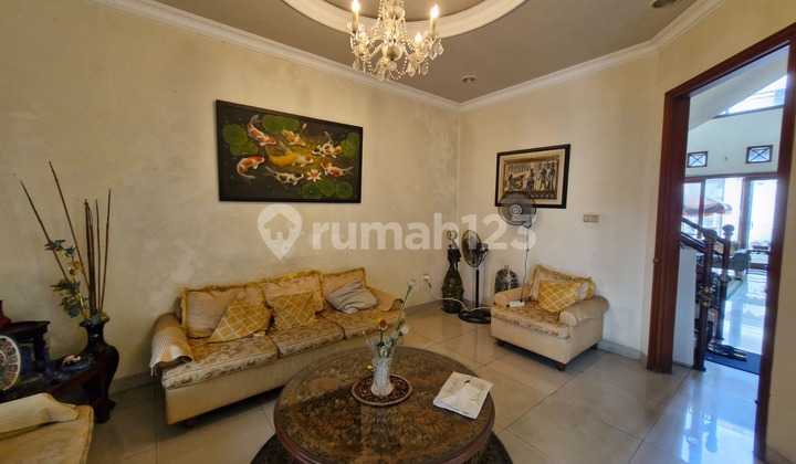 Asri 2-Story House in Gandari Area Near Blok M Business Center 2