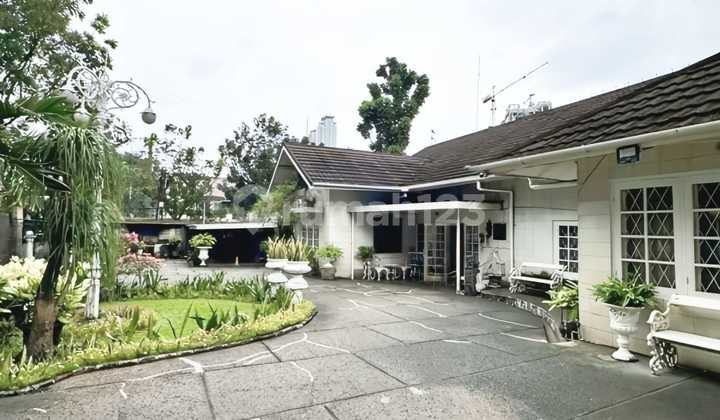 Rumah Htg Tanah Area Pakubuwono.kebayoran Baru Dekat Senayan Cocok Buat Usaha atau Hunian