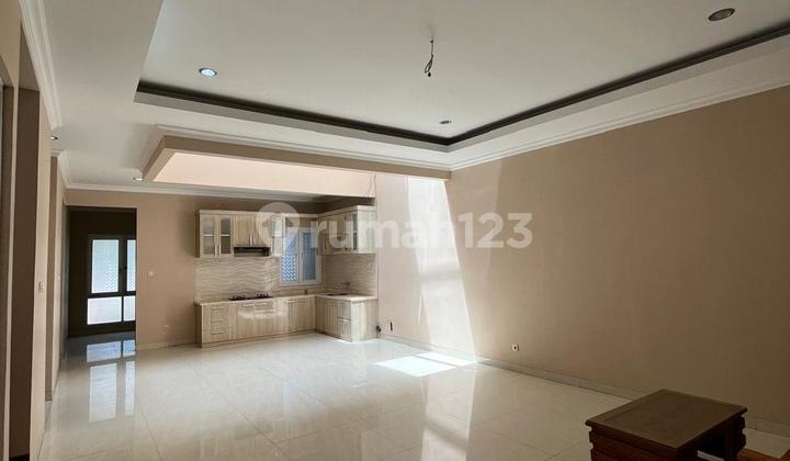 Rumah Bagus & Strategis di Siaga Pejaten Barat 2