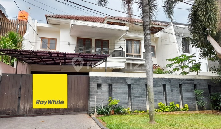 Rumah Strategis Area Selong Dekat Scbd