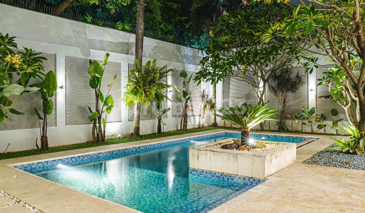 Rumah Dijual Design Modern Ala Resort di Area Sejuk Jaksel