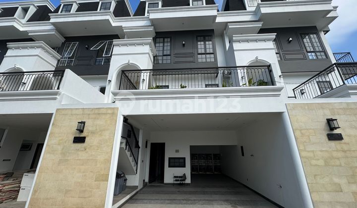 Rumah Brand New Modern Classic Dalam Cluster Area Samali, Pejaten Barat