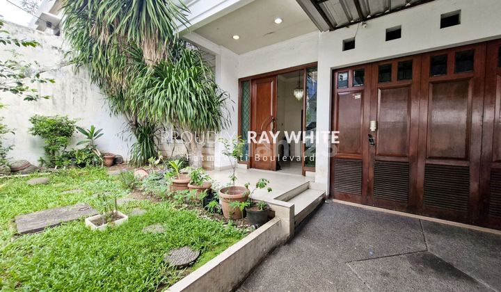 Rumah Nyaman Lingkungan Tenang Di Kebayoran Baru