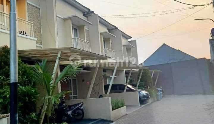 Dijual Rumah 2 Lantai Siap Huni di Cluster Green Bintaro Indah Pondok Aren Tangerang Selatan