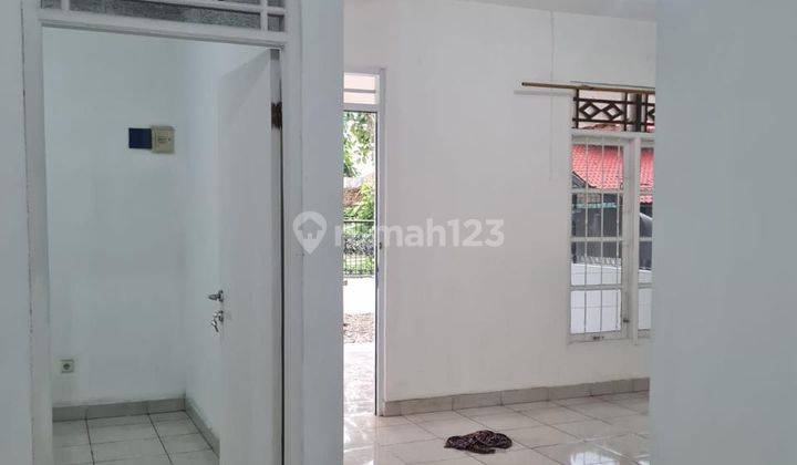 Disewakan Cepat Rumah 1 lantai diperumahan Cirendeu Ciputat Timur Tangerang Selatan  2