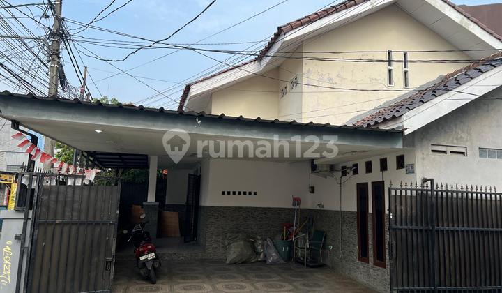 Rumah Disewakan Di Petukangan Selatan Pesanggrahan Jakarta Selatan Rumah Disewakan Di Petukangan Selatan Pesanggrahan Jakarta Selatan