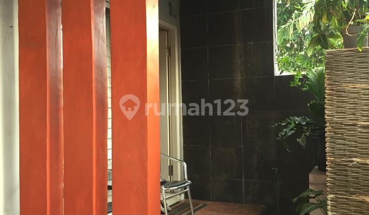 Dijual Rumah 2 Lantai di Ampera Kemang Jakarta Selatan