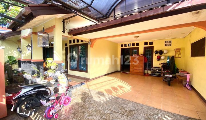 Dijual Rumah di Komplek Departemen Agama Pamulang
