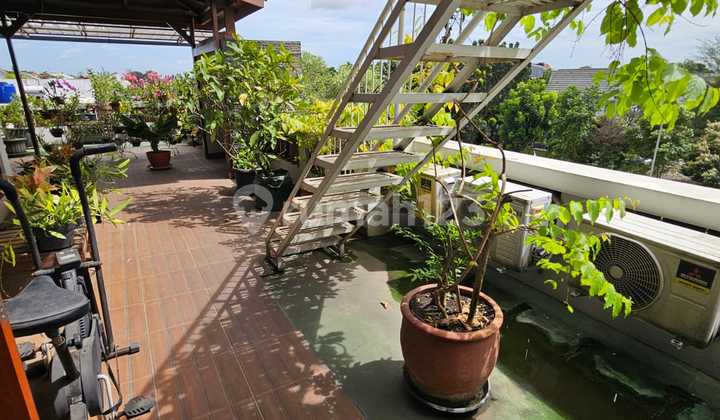 Dijual rumah Discovery Bintaro Sektor 9 Dijual rumah Discovery Bintaro Sektor 9