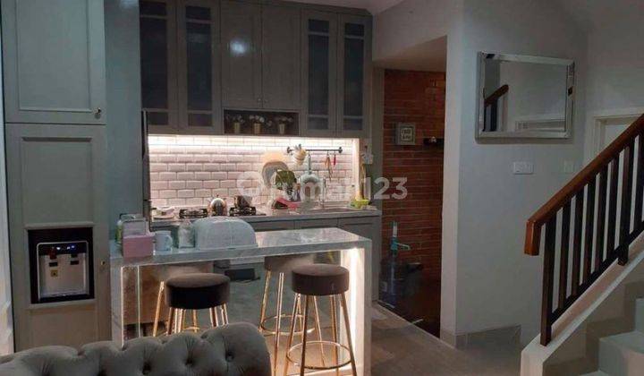 Rumah di Gading Serpong, 2 Lantai, Bagus,Hadap Selatan 1