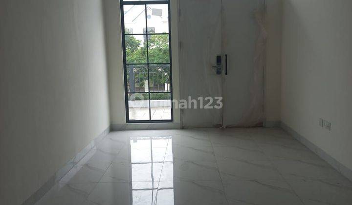 Lavon 2 Rumah 3 Lantai  Siap Huni! Lt. 54m², Shm 1