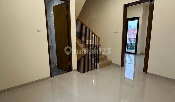 Rumah Baru 2 Lantai Di Alam Sutera Siap Huni!  Cluster Flamboyan 6x16m², Shm  1