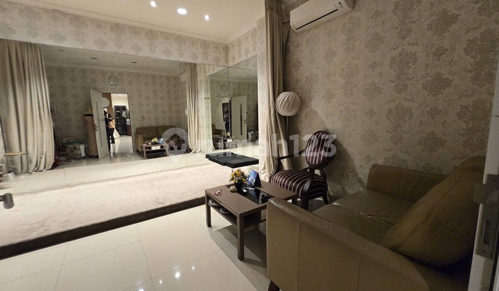 Affordable Ruko in Green Lake City, 4 Floors, 4.5X15m² HGB Affordable Ruko in Green Lake City, 4 Floors, 4.5X15m² HGB