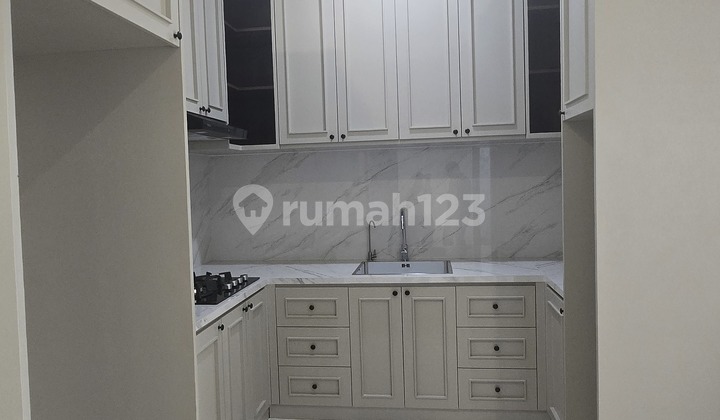 Brand New! Matera Residences Gading Serpong , 9x15m², 135m², Brand New! Matera Residences Gading Serpong , 9x15m², 135m²,