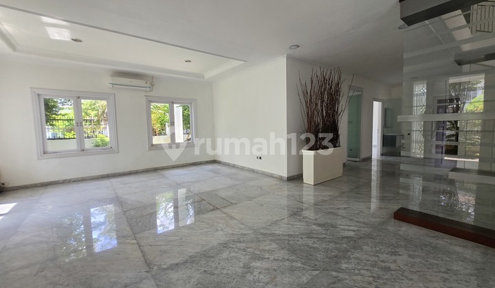 Intercon Beautiful House Ready to Occupy! 560m², 2 Floors, SHM (Certificate of Ownership) 2