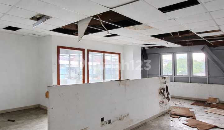 Gedung Kantor 4 Lantai Cideng Jakarta Pusat