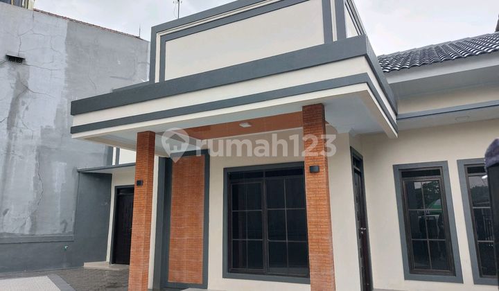 Rumah Baru Renovasi. Parkiran Luas. Siap Huni. SHM. Harvest City