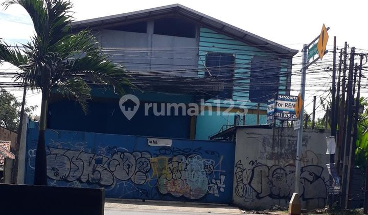 Warehouse for Sale 1000m2 Strategically Located Along the Main Road Warehouse for Sale 1000m2 Strategically Located Along the Main Road