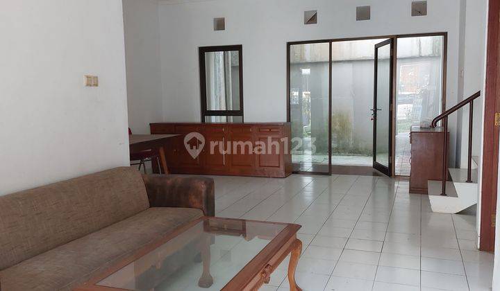 Rumah Disewakan 2 Lantai Di Bukit Bogor Raya 2