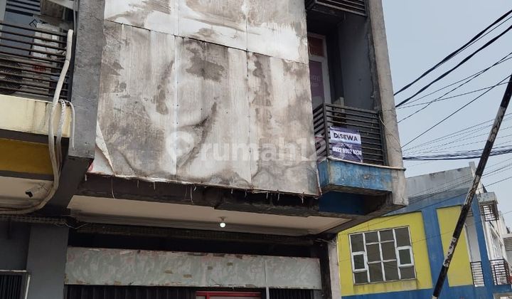 Ruko Strategis di Pusat Kota Bogor, Parkir Luas  1