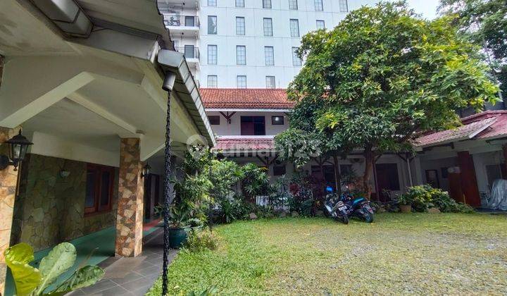 Rumah Guest House Gaya Klasik di Pusat Kota Bogor SHM 2