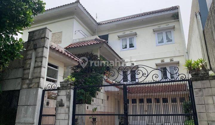 Turun Harga ! Rumah Mewah 2 Lantai View Gunung Ada Swimming Pool 1