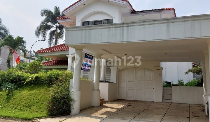 Rumah Hoek 2 Lantai di Danau Bogor Raya. Siap Huni Rumah Hoek 2 Lantai di Danau Bogor Raya. Siap Huni