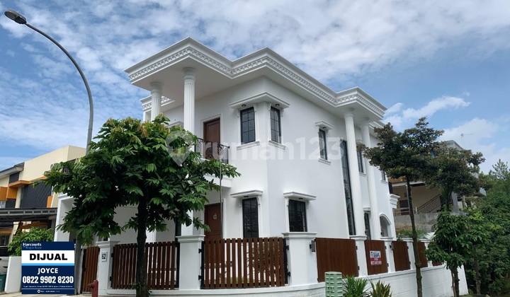 Rumah Mewah. 2 Lantai. Hoek. Siap Huni. Di Sentul City 2