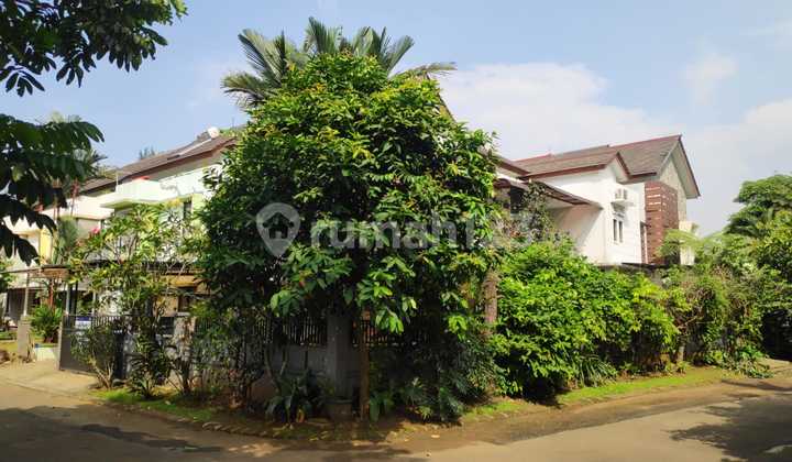2-Story House, Corner. Fully Furnished. Move-in Ready at Golf Bogor Raya.