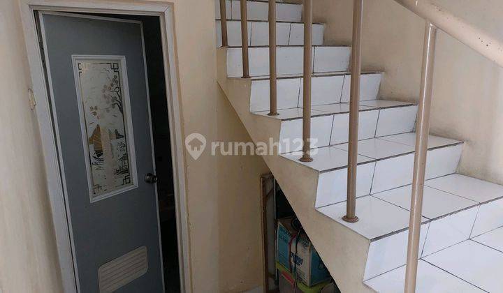 foto lainnya rumah 2 lantai di bukit