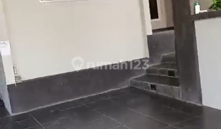 Luxury House in Villa Duta. Move-in Ready. Certificate of Ownership (SHM). 2