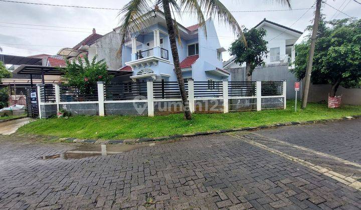 Disewakan Rumah 2 Lantai Di Bukit Bogor Raya. Hoek. Siap Huni 2