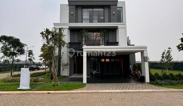 Premium Home Armont Dr 4 New Launching Row Besar Dekat Boulevard 2