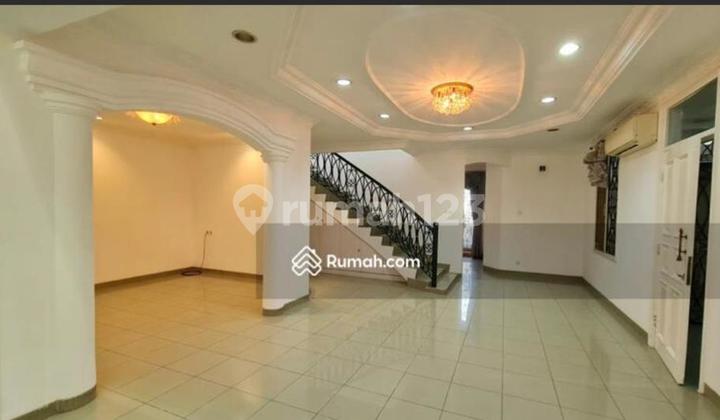 For Sale Ready-to-Occupy House in Kelapa Gading, Kirana Cluster