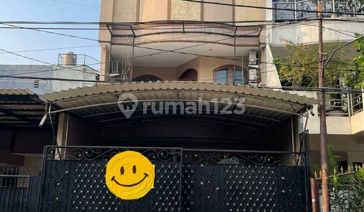 Dijual Rumah Bagus Full Furnish Di Summagung Kelapa Gading